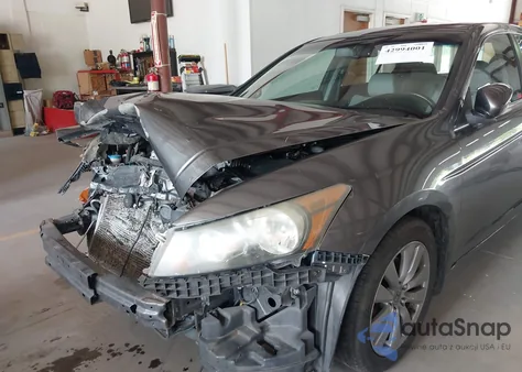 2011 Honda Accord 3.5 Ex-L z USA, uszkodzony, nr VIN 1HGCP3F89BA032466